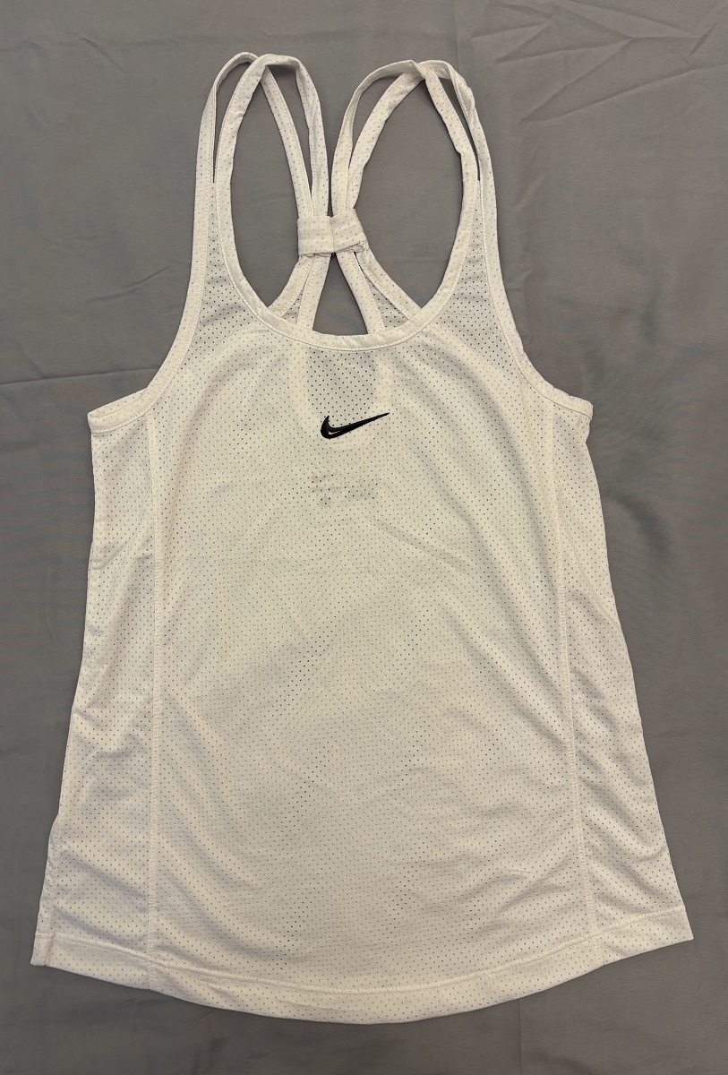 تاپ ورزشی زنانه نایک - سفید