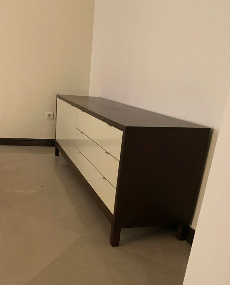 بوفه و دراور مدرن وارداتی شرکت bcm تایلند (روکش چوب)