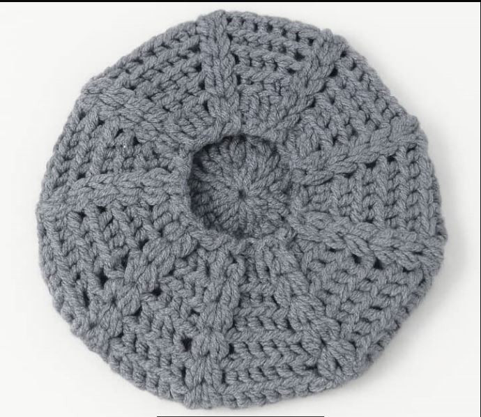 کلاه بافتنی دست باف زنانه