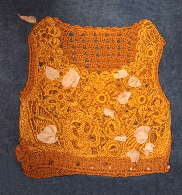 کراپ تاپ (نیم تنه) بافت ایرلندی دستباف زنانه