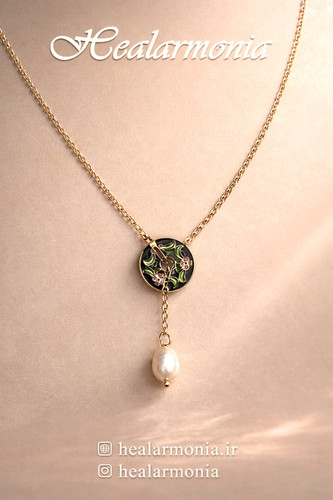 Enamel necklace with flower design and cultured pearls